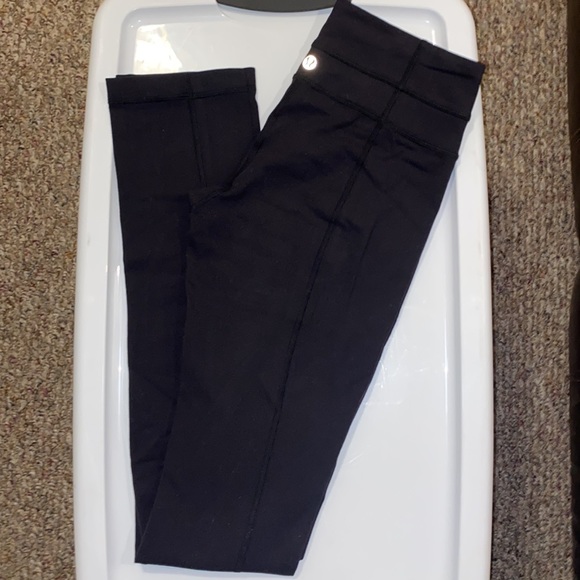 Lululemon skinny groove pants size 4 - Picture 5 of 8